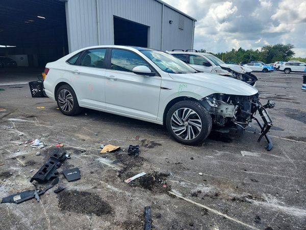 2020 VOLKSWAGEN JETTA SEL