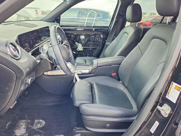 2024 MERCEDES-BENZ GLB GLB250
