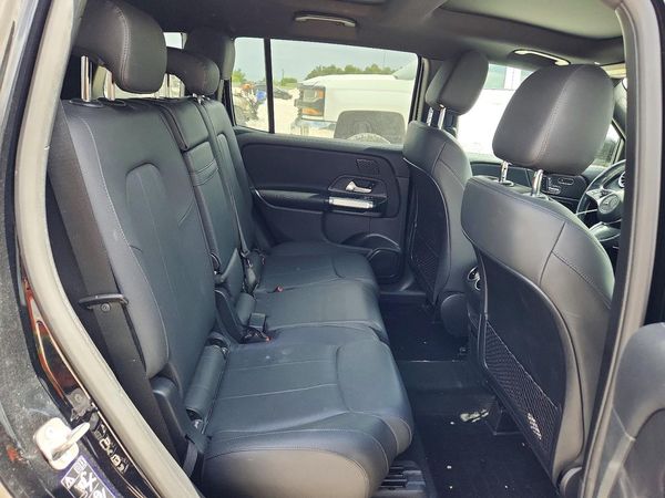 2024 MERCEDES-BENZ GLB GLB250