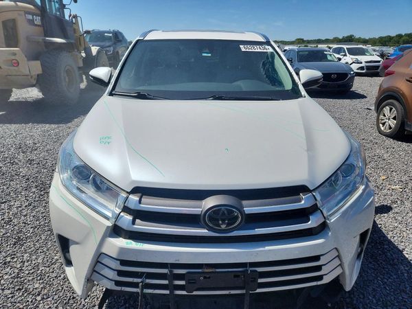 2017 TOYOTA HIGHLANDER