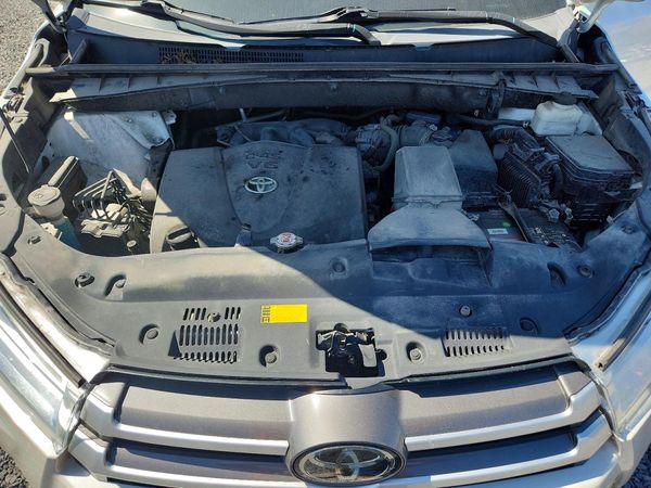 2017 TOYOTA HIGHLANDER