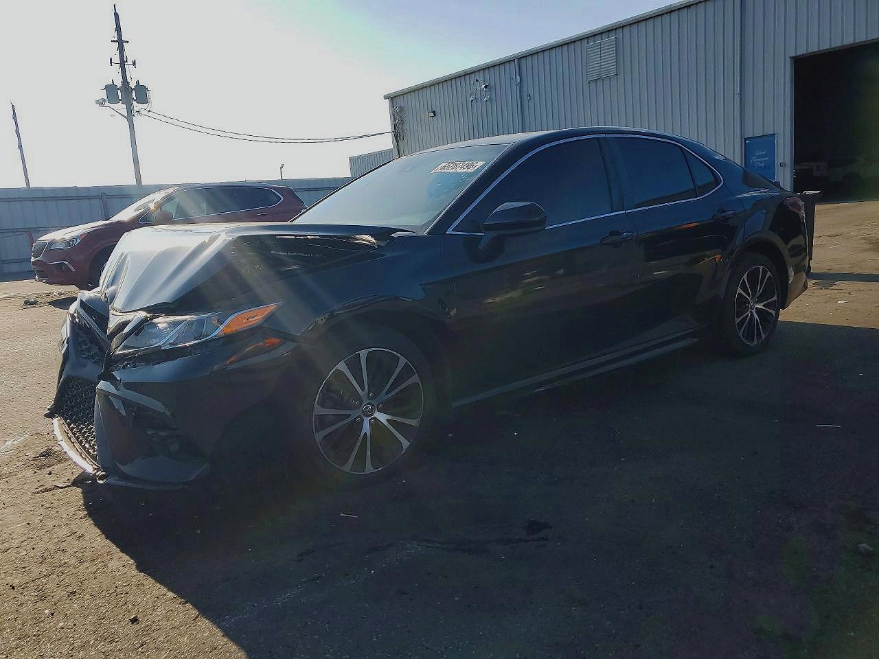 2019 TOYOTA CAMRY
