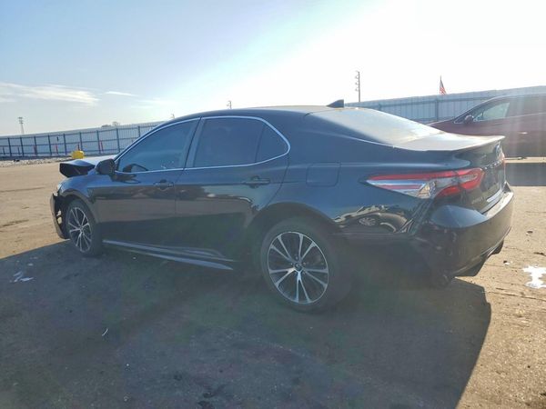 2019 TOYOTA CAMRY