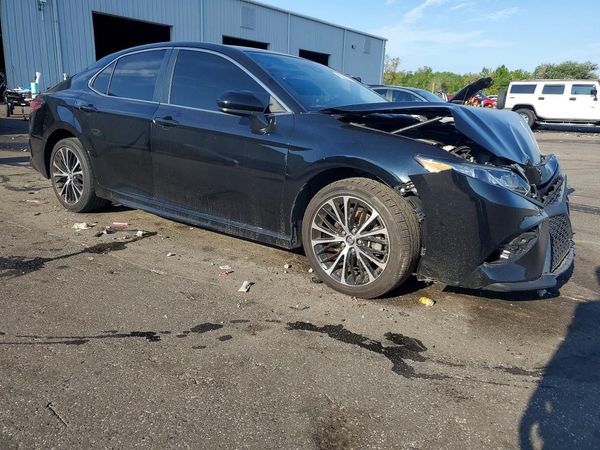 2019 TOYOTA CAMRY