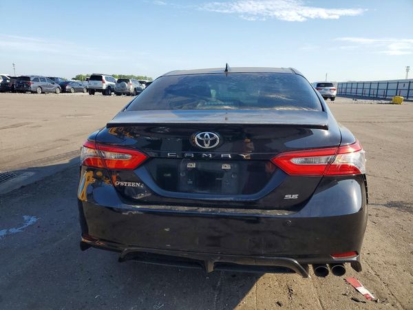 2019 TOYOTA CAMRY