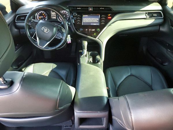 2019 TOYOTA CAMRY