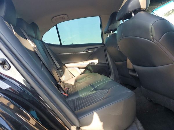 2019 TOYOTA CAMRY