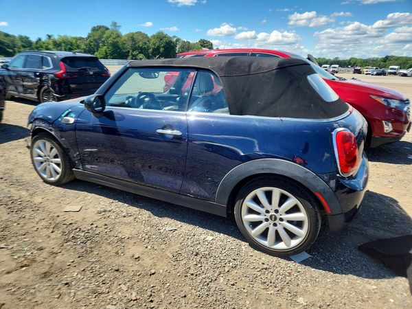 2017 MINI COOPER