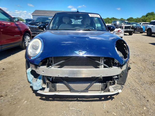 2017 MINI COOPER