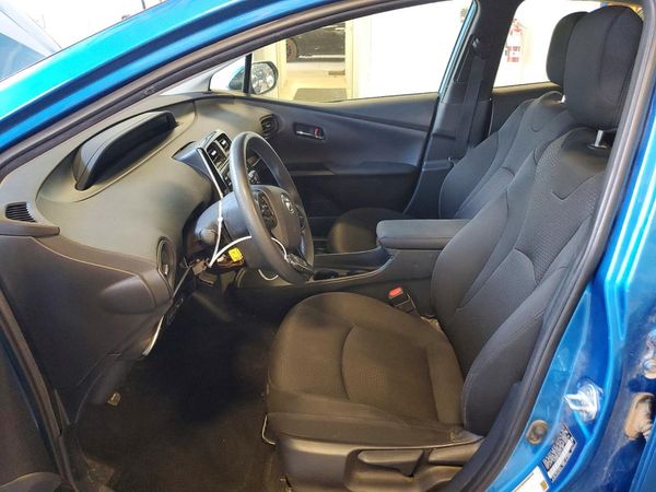 2021 TOYOTA PRIUS