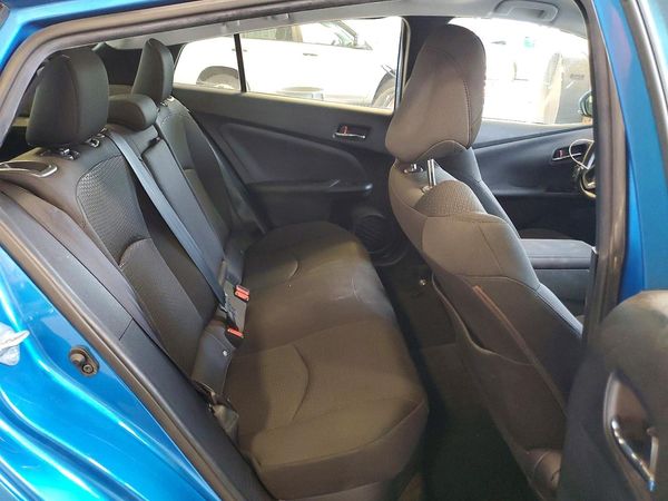 2021 TOYOTA PRIUS