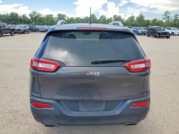 2018 JEEP CHEROKEE LATITUDE PLUS 4X4