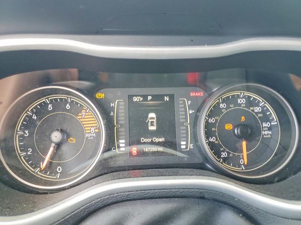 2018 JEEP CHEROKEE LATITUDE PLUS 4X4