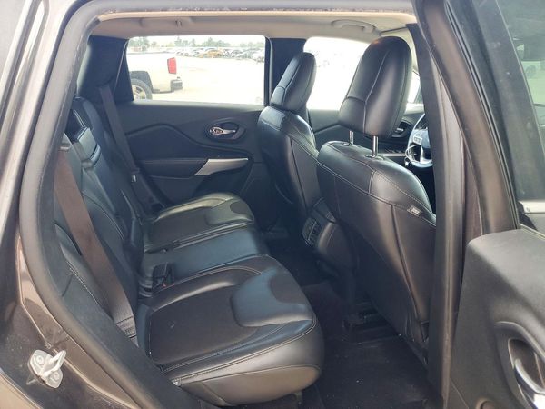 2018 JEEP CHEROKEE LATITUDE PLUS 4X4