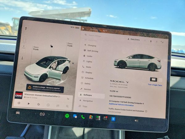 2026 TESLA MODEL Y