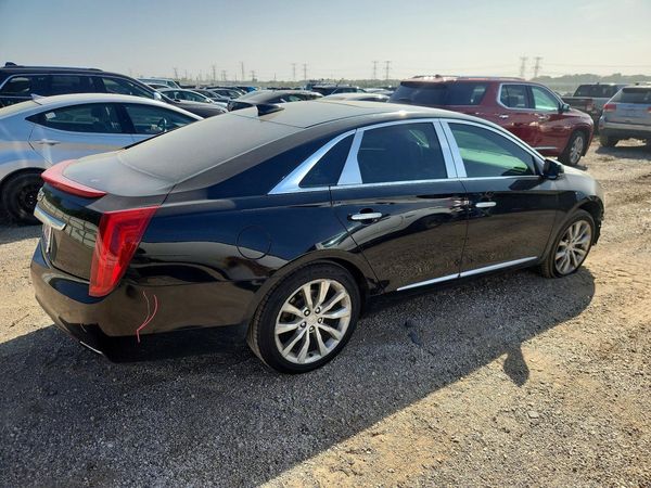 2017 CADILLAC XTS