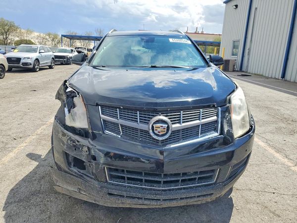 2012 CADILLAC SRX Luxury