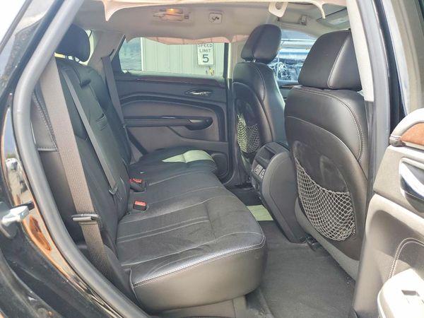 2012 CADILLAC SRX Luxury
