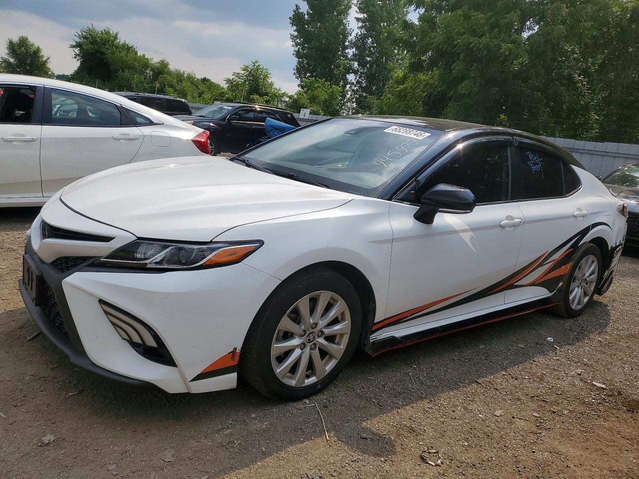 2020 TOYOTA CAMRY SE