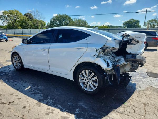 2016 HYUNDAI ELANTRA