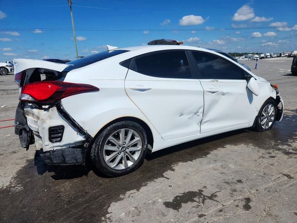 2016 HYUNDAI ELANTRA