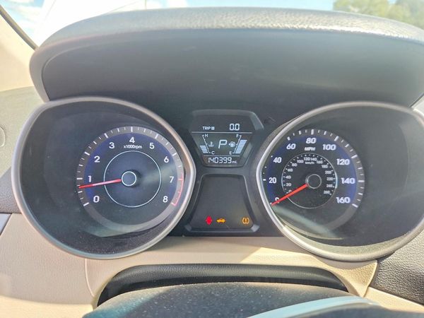 2016 HYUNDAI ELANTRA