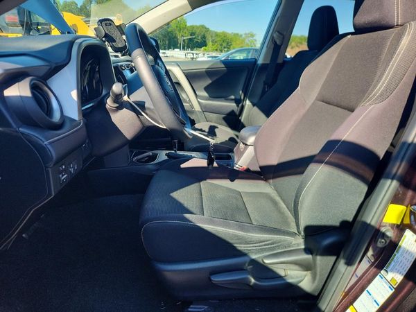 2018 TOYOTA RAV4 Adventure/XLE