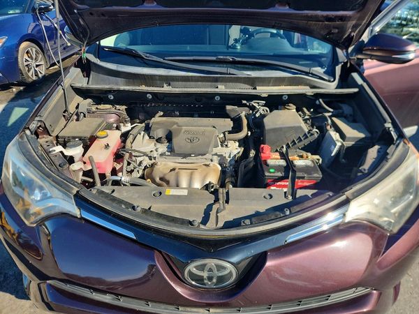 2018 TOYOTA RAV4 Adventure/XLE