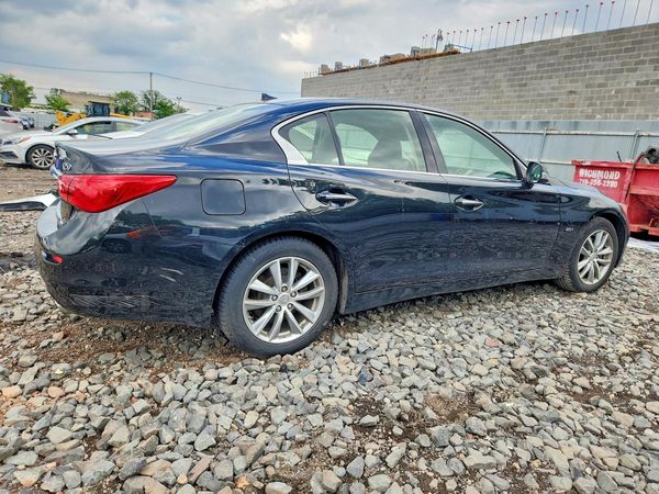 2017 INFINITI Q50