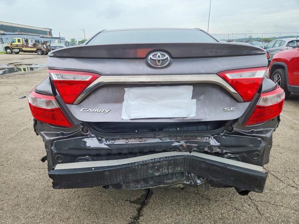 2015 TOYOTA CAMRY
