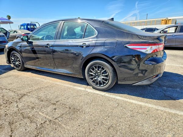 2019 TOYOTA CAMRY LE Hybrid
