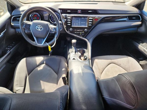 2019 TOYOTA CAMRY LE Hybrid