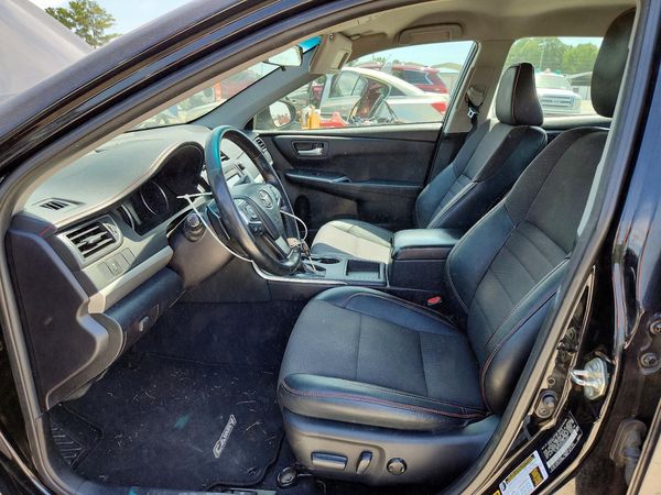 2016 TOYOTA CAMRY