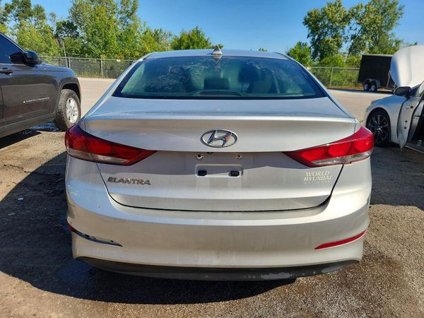 2018 HYUNDAI ELANTRA