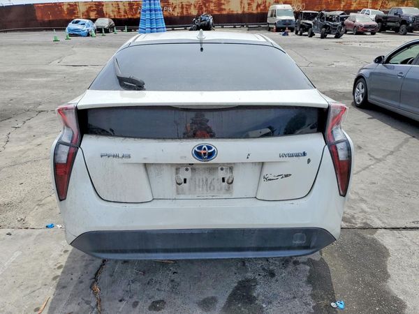 2016 TOYOTA PRIUS One/Two