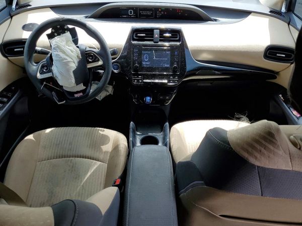 2016 TOYOTA PRIUS One/Two