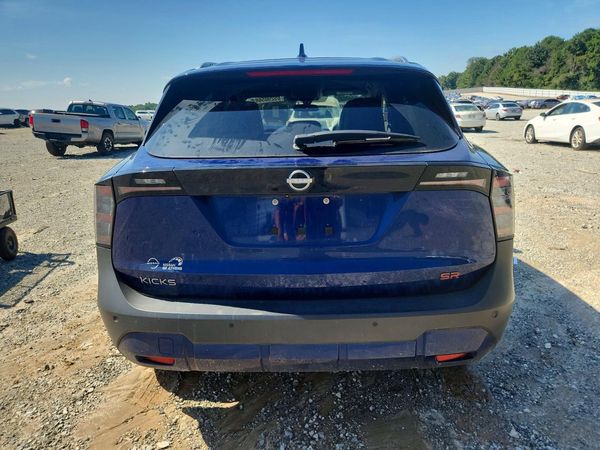 2025 NISSAN KICKS SR