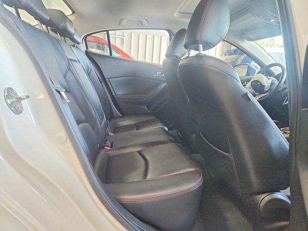2016 MAZDA 3