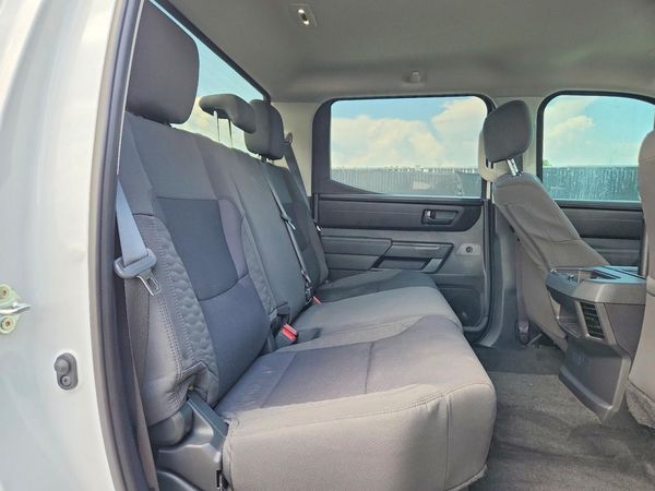 2024 TOYOTA TUNDRA SR