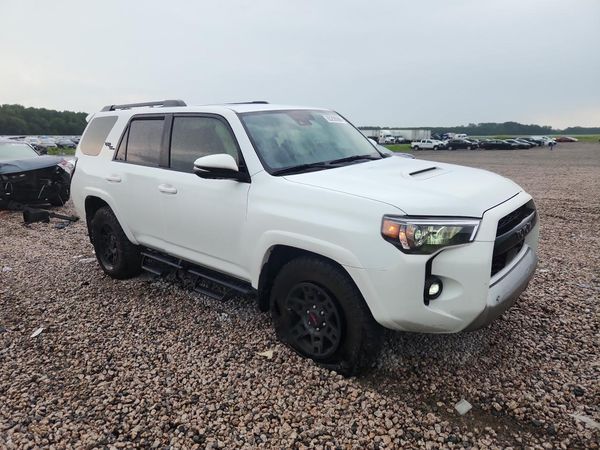 2024 TOYOTA 4RUNNER TRD offroad Prem — Passenger 3/4