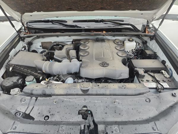 2024 TOYOTA 4RUNNER TRD offroad Prem — Engine bay