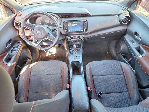 2021 NISSAN KICKS