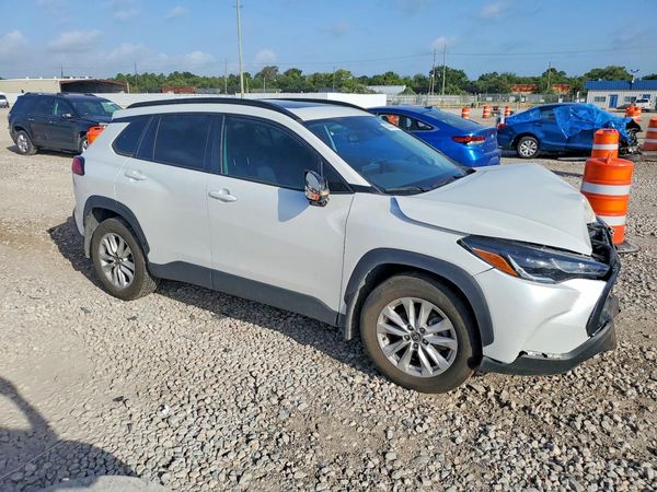 2022 TOYOTA COROLLA CROSS
