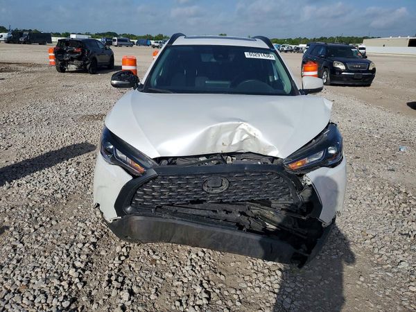 2022 TOYOTA COROLLA CROSS