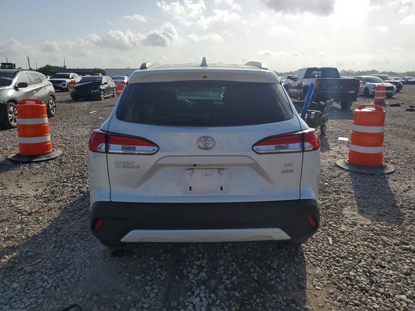 2022 TOYOTA COROLLA CROSS