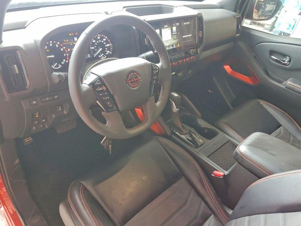 2025 NISSAN FRONTIER