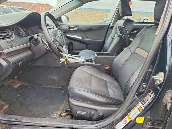 2014 TOYOTA CAMRY