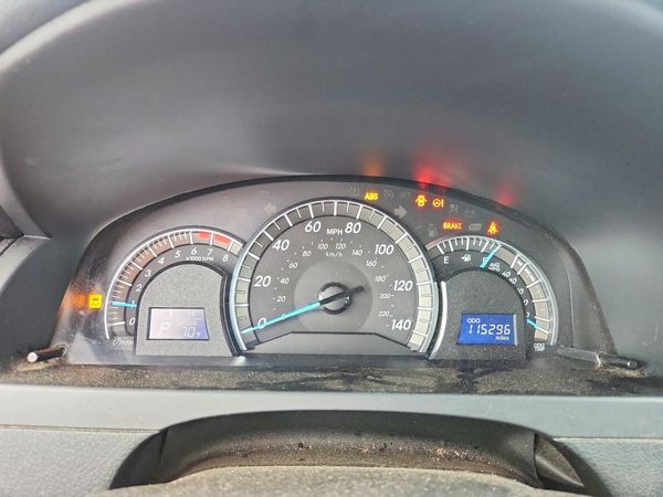 2014 TOYOTA CAMRY
