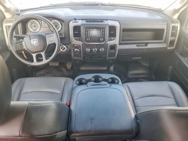 2023 RAM 1500 CLASSIC Tradesman