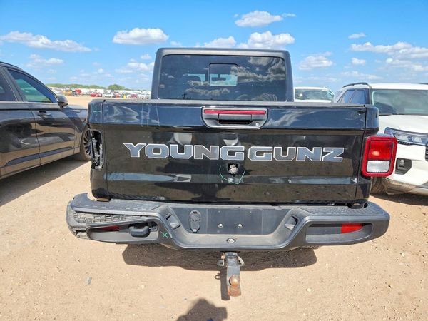 2023 JEEP GLADIATOR Sport